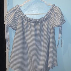 🤍Checkered top💙